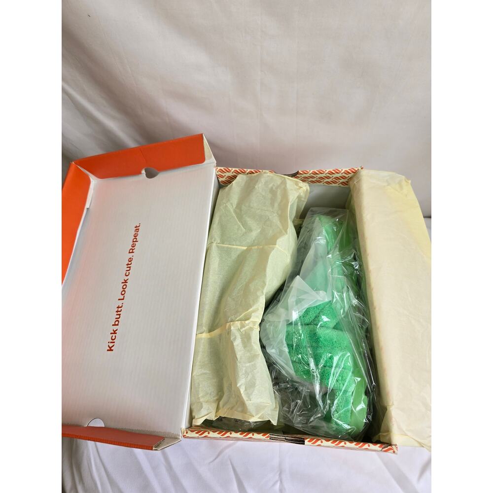 NIB Fabletics Terry Criss Cross Slide Sz 7 Tropical Water